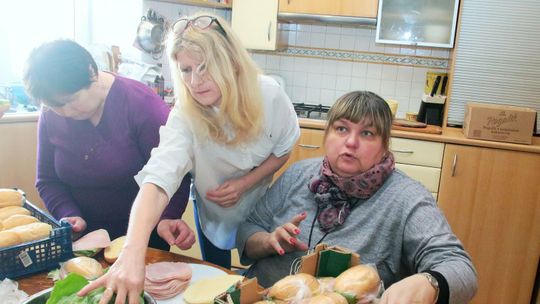 Zawieszają paragony, żeby nakarmić uchodźców z Ukrainy