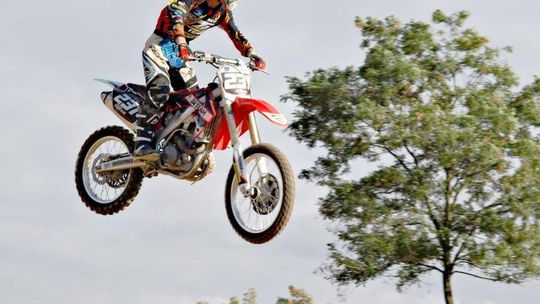 Zawodnicy KM Cross osiem razy na podium w mistrzostwach Polski