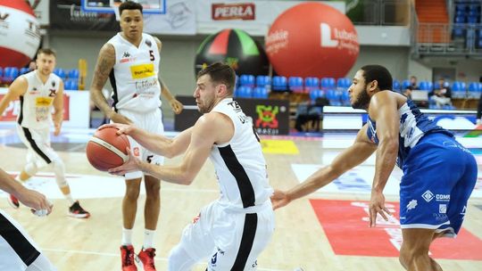 Zawodnik Pszczółki Startu Kamil Łączyński powalczy z reprezentacją Polski w Hiszpanii