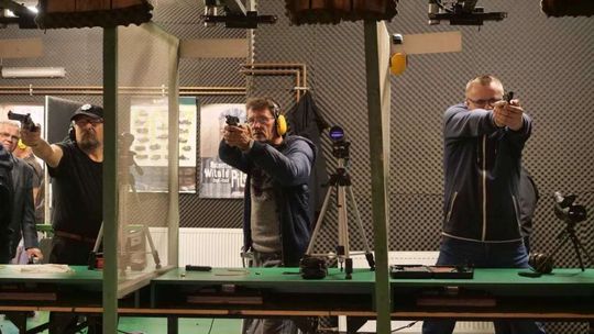 Zawody strzeleckie. Pamięci urodzonych w Lublinie żołnierzy komandosów z Lublińca