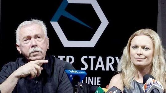 "Zawsze erotyzm szedł w moim teatrze w parze z sacrum". Rozmowa z Leszkiem Mądzikiem