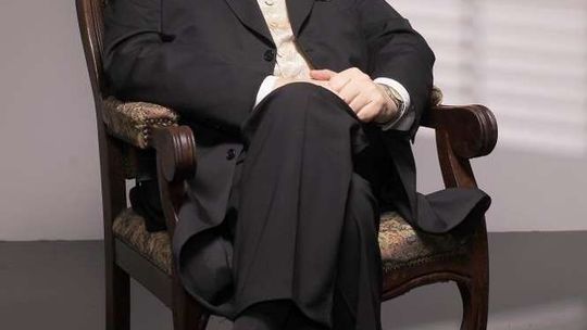 Zbierają pieniądze na ławeczkę Kaczyńskiego. Potrzeba 70 tysięcy złotych 