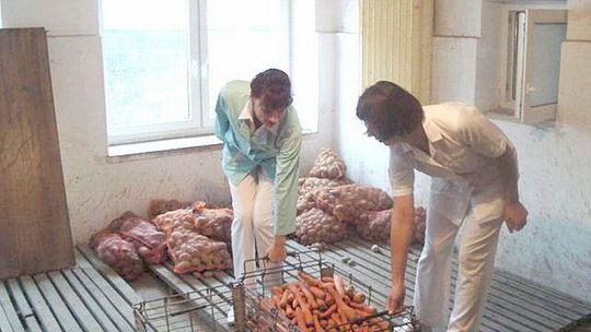 Zbierają żywność dla pacjentów szpitala we Włodawie