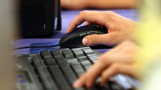 Zbudowali sieć za 15 mln zł. Nadal nie ma chętnych na dostarczanie internetu