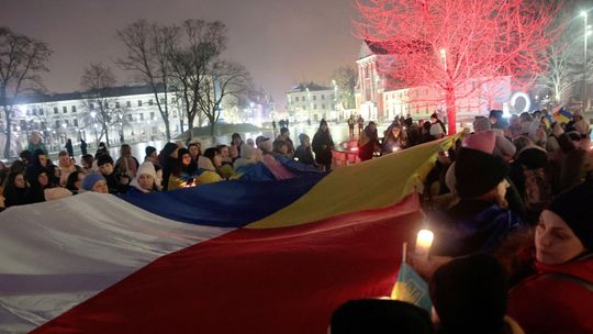 „Zdaliśmy egzamin z człowieczeństwa". Politycy podsumowują rok od napaści Rosji na Ukrainę