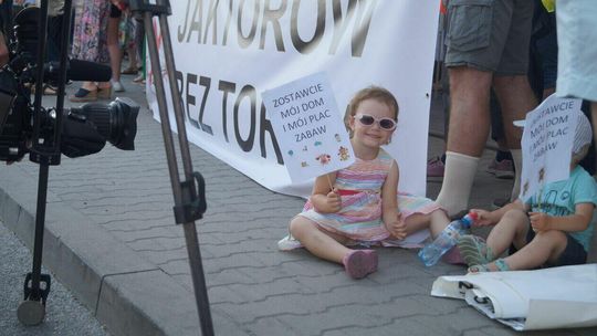 Żdanów, Zwódne, Mokre, Bełżec, Izbica i Krasnystaw na wielkim proteście w Warszawie