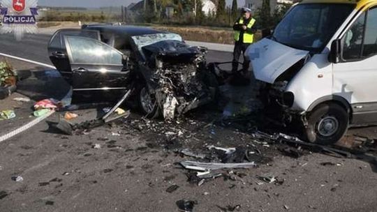 Zderzenie aut w Bystrzycy. Trzy kobiety w szpitalu