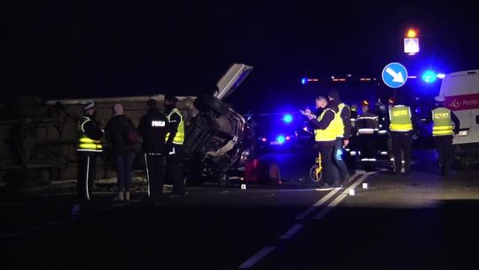 Zderzenie dwóch busów: zginęły dwie osoby, siedem jest rannych