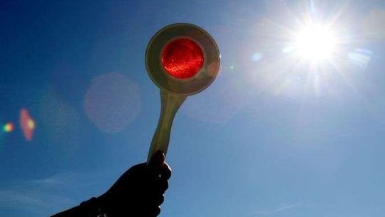 Zderzenie dwóch samochodów na drodze nr 19. Policja kieruje ruchem