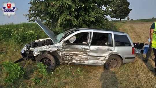 Zderzenie trzech samochodów. Jechali nimi Ukraińcy, Polak i rodzina z Holandii