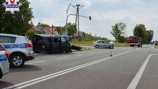 Zderzenie z busem, 5 osób w szpitalu. Nie ustąpił pierwszeństwa