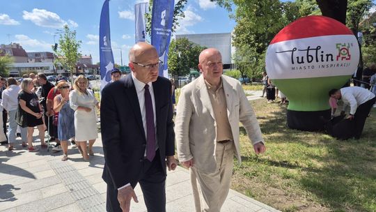 Zdziczenie lubelskiej polityki. Radni się obrażają, prezydent z marszałkiem stają razem