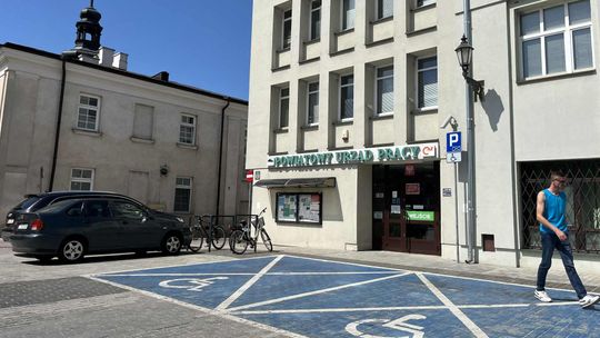 Żeby łatwiej było znaleźć pracę. PUP ma na to dodatkowe pieniądze