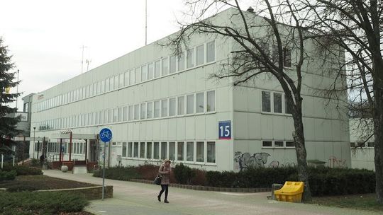 "Żegnaj Błaszaku. Nie będę tęsknił". Dawny świdnicki urząd miasta zmieni właściciela