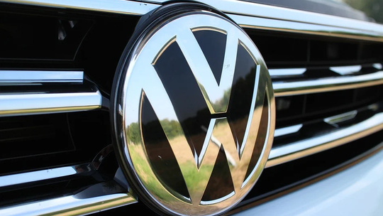 Zemsta po puławsku. Zniszczony VW i ognisko