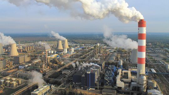 Zerwana umowa. Kto inny przygotuje dokumenty dla puławskich Azotów