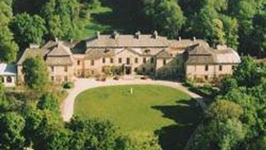 Zespół pałacowy w Klemensowie (nr 81) - 0 głosów