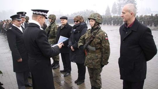 "Zgłaszając się do służby daliście wyraz swojego patriotyzmu". Przysięga wojskowa w Dęblinie