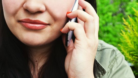 Zgłosił się "agent CBA". W ostatniej chwili zadzwoniła na 112 i uratowała duże pieniądze