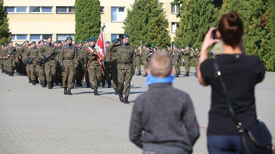 Zgłosiło się 60, połowa dotrwała do końca. Przysięga wojskowa w Lublinie [ZDJĘCIA]