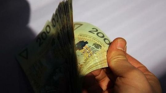 Zgubił portfel z pieniędzmi i dokumentami i zgubę odzyskał. Dzięki 19-latkowi