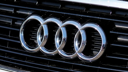 Zgubili policję, ale porzucili audi. To był ich błąd