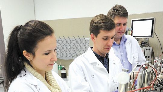 „Zielona” produkcja z puławskich Azotów. Kwas bursztynowy z odpadów