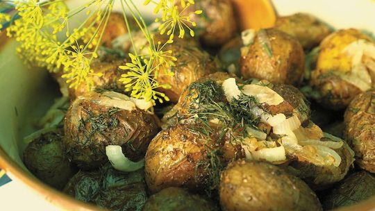 Ziemniaki nie muszą być nudne. Nasz pomysł na smaczny obiad. Przepisy kulinarne