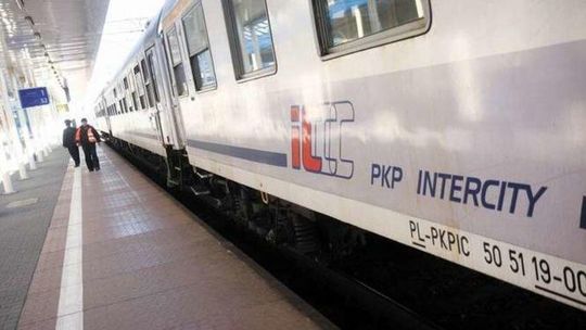 Zima utrudnia ruch pociągów. Największe opóźnienie z Wrocławia do Lublina