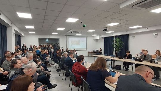 Zlikwidują szkołę w Skrzynicach. 9 radnych nie dało szansy placówce