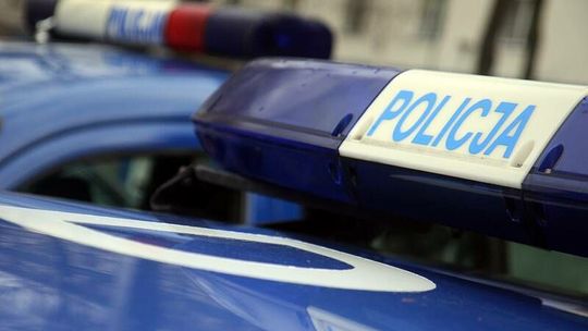 Złodziej czekał na policję w okradzionym sklepie