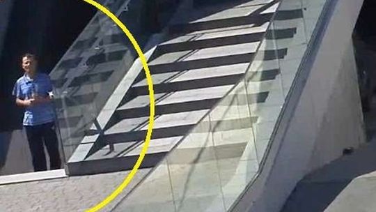 Złodziej koło Aqua Lublin. Nagrała go kamera [wideo]