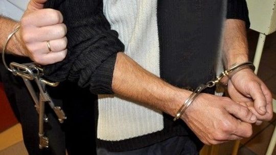 Złodzieje podali się za strażników, zrobili przeszukanie mieszkania