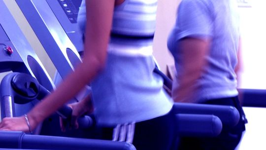 Złodziejka w fitness clubie. Wpadła, bo świeciły jej ręce