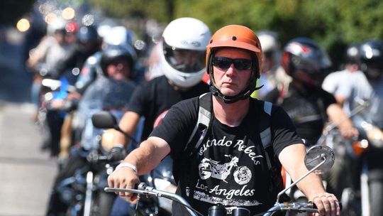 Zlot wuesek. Zamknięta ul. Wyszyńskiego w Świdniku