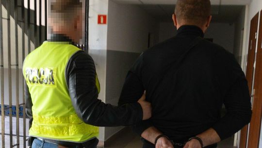 Zły dotyk. 35-latek zatrzymany za „inną czynność seksualną”