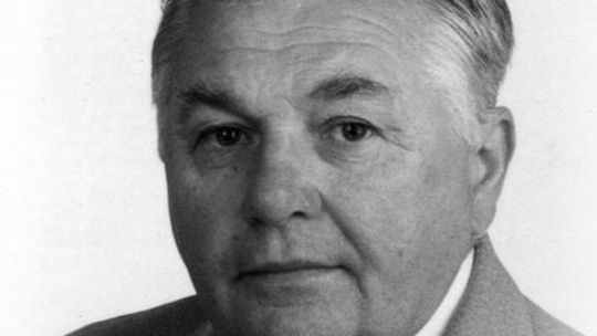 Zmarł Mieczysław Janik, wieloletni prezes Apisu. Nie żyje także Leszek Wertejuk, prezes FC „Pszczółka”