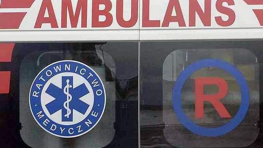 Zmarł pieszy potrącony przez samochód na al. Solidarności