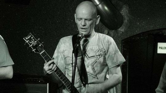 Zmarł Robert Brylewski, muzyk zespołów Kryzys, Izrael i Armia