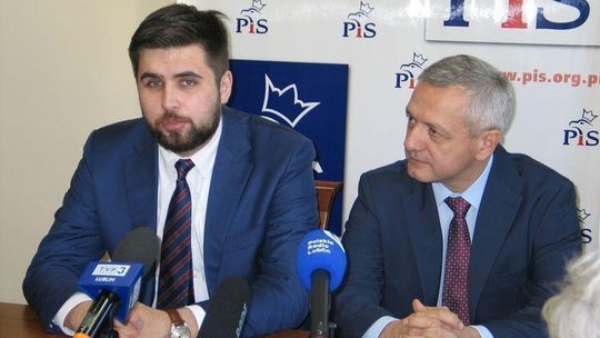 Zmiany po wyborach samorządowych. Kolejny dyrektor podał się do dymisji