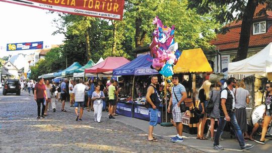 Zmiany w nadwiślańskim miasteczku. Pierwszy etap - koniec z handlem na ulicy