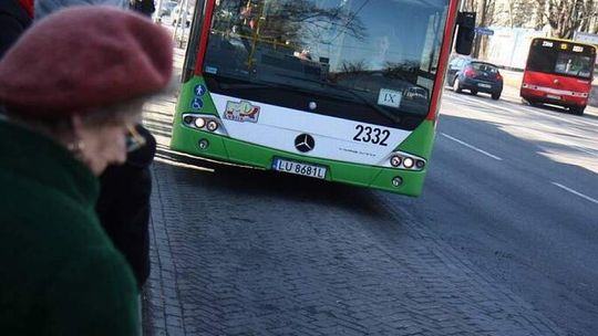 Zmiany w rozkładach: 44 dalej, 12 i 21 częściej. I nowa linia 154
