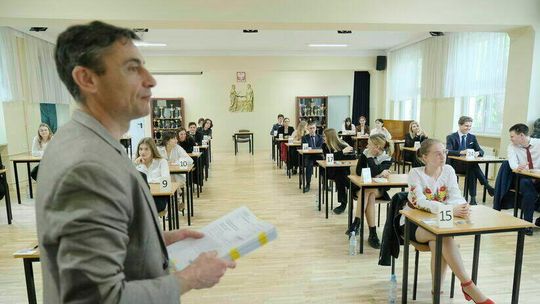 Zmiany w szkolnictwie. Nauczyciele zarobią więcej