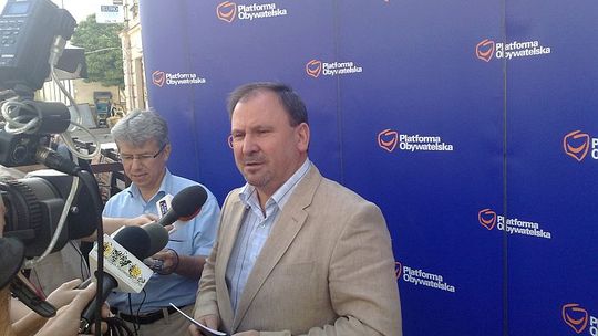 Żmijan (PO) wyzwał na debatę Michałkiewicza (PiS)