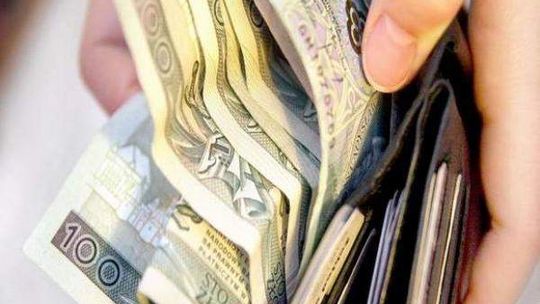 Znalazł i oddał 3 tys. złotych