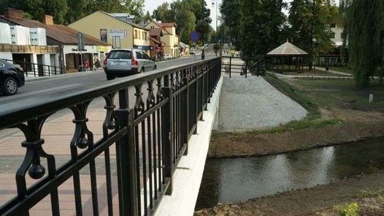 Znaleźli sposób na chaos reklamowy. Zaczęli od usunięcia wszystkich reklam z terenów gminy