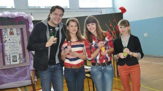 Znany aktor odwiedził gimnazjalistów (zdjęcia)