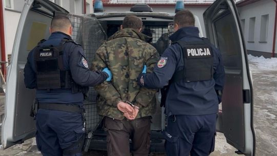 Znęcał się nad starszą matką. Teraz posiedzi za kratami