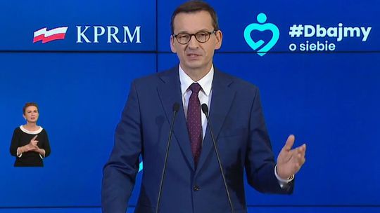 Znoszenie ograniczeń, bez maseczek na świeżym powietrzu. Konferencja premiera