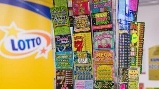 Znowu wysoka wygrana w loterii w naszym regionie. Ktoś zgarnął „Worki z kasą”! 